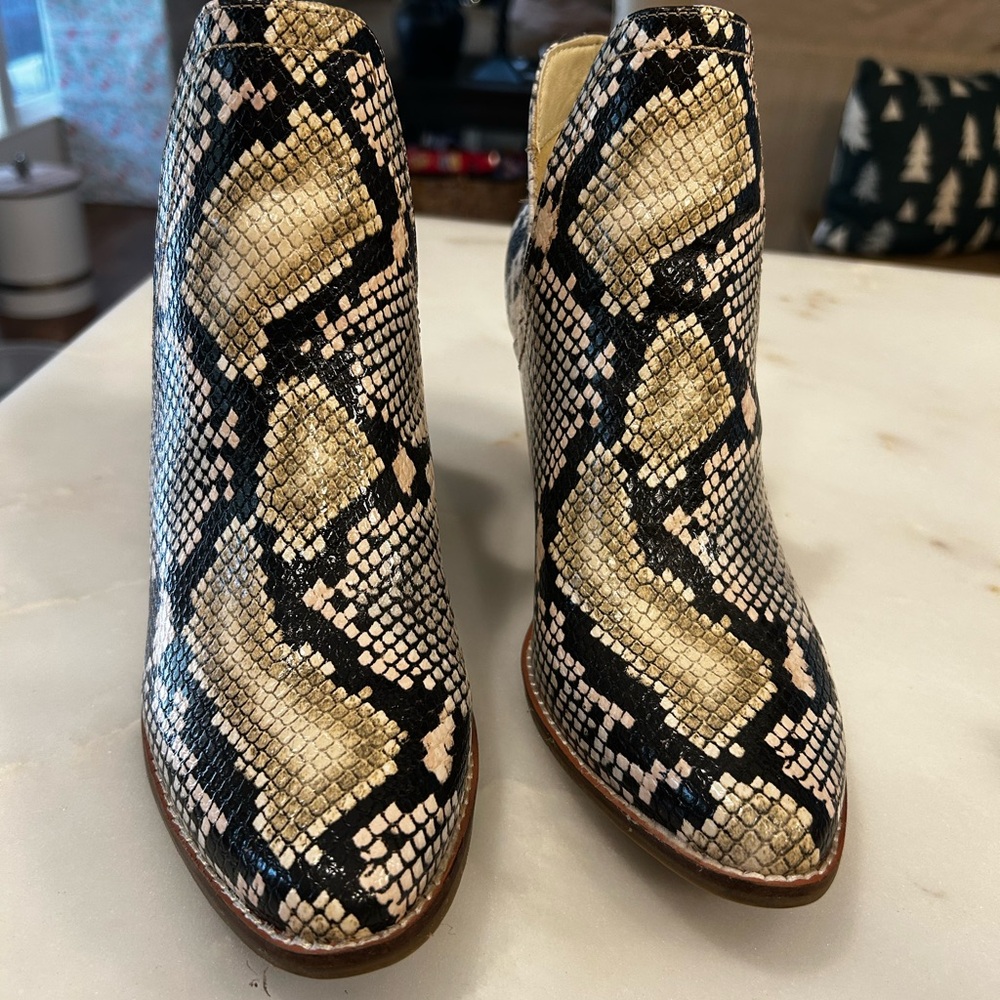 Coconuts Matisse Python Bootie. 6.5 - image 5